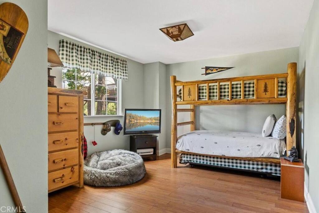 Charming Getaway Cabin Lake Arrowhead Zewnętrze zdjęcie